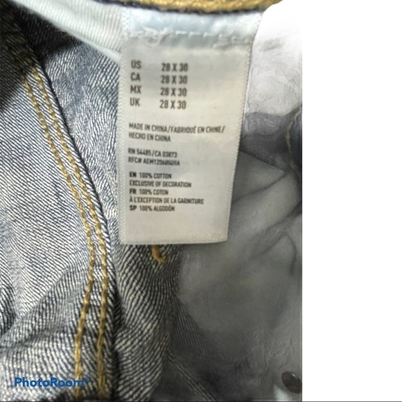 American Eagle Outfitters mens distressed jeans Size 28/30 . Straight leg - Picture 7 of 8